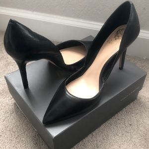 Vince Camuto Black Pumps